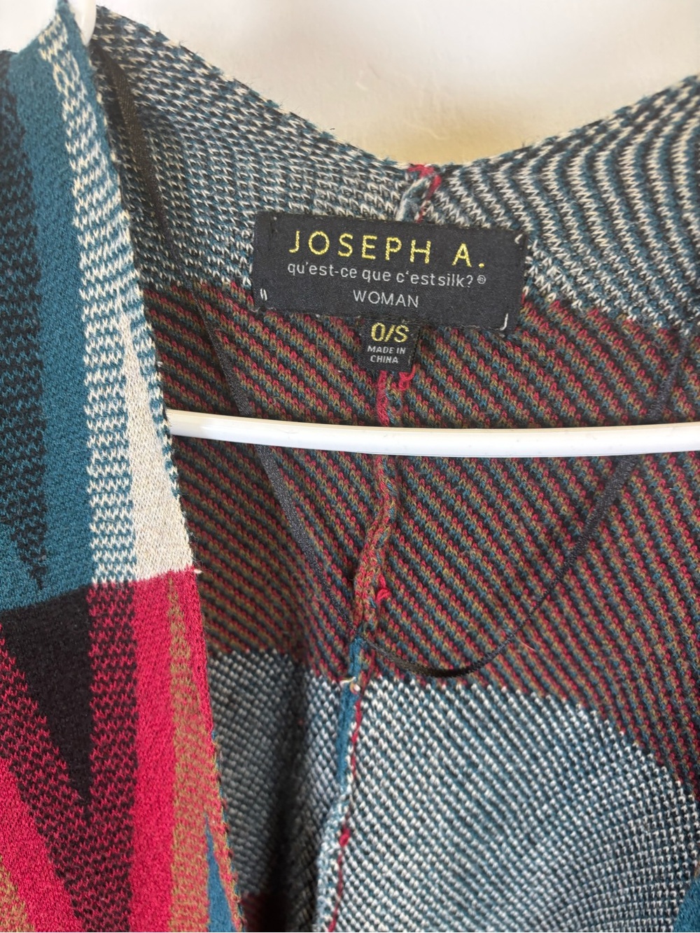 JOSEPH A  SHAWL  WRAP  ONE SIZE  SOUTHWEST AZTEC  INDIAN PATTERN - Picture 2 of 5
